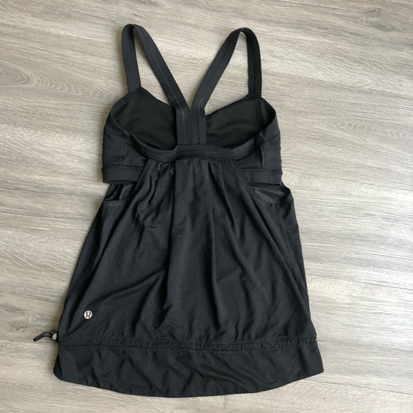 🌹🖤Lululemon No Limits Tank size 6 - Picture 7 of 9